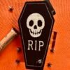 halloween-embroidery-skull DIY Halloween skull coffin embroidery project