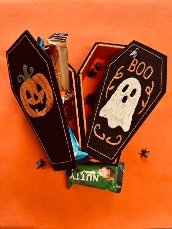 handmade-halloween-coffin-box Handmade spooky coffin box for Halloween decoration