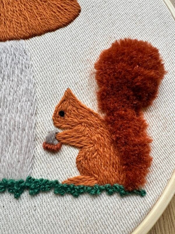 woodland-companions-squirrel-tail-texture Woodland Companions | Crewel Embroidery Scroll